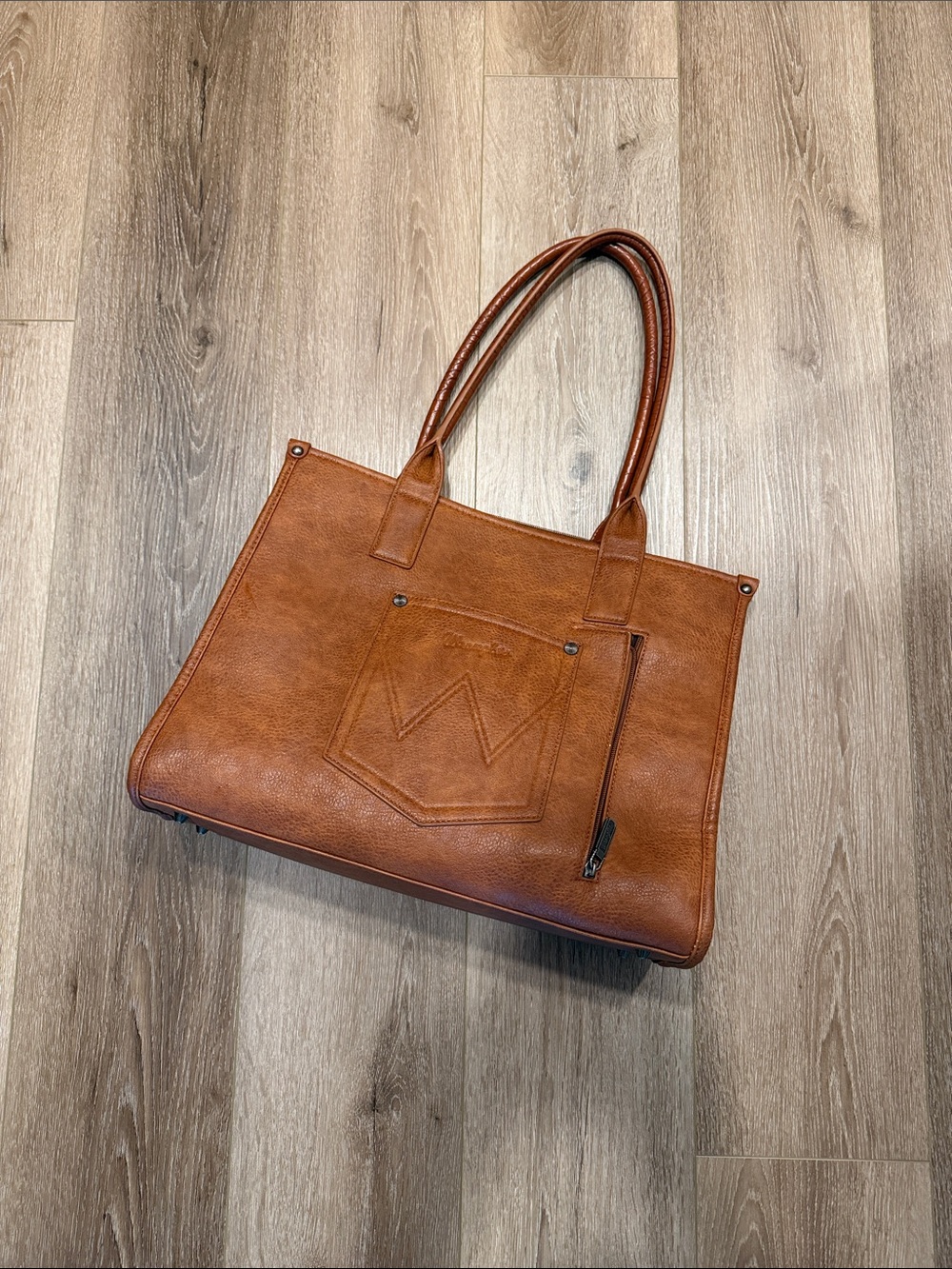 Wrangler Tote - Picture 3 of 7